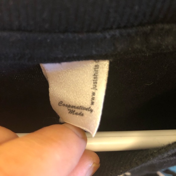 💜 Gorgeous boys custom 100% fair trade tee sz M! - Picture 5 of 7